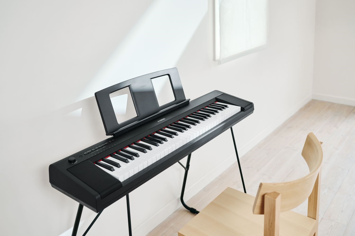 YAMAHA NP 15 BK