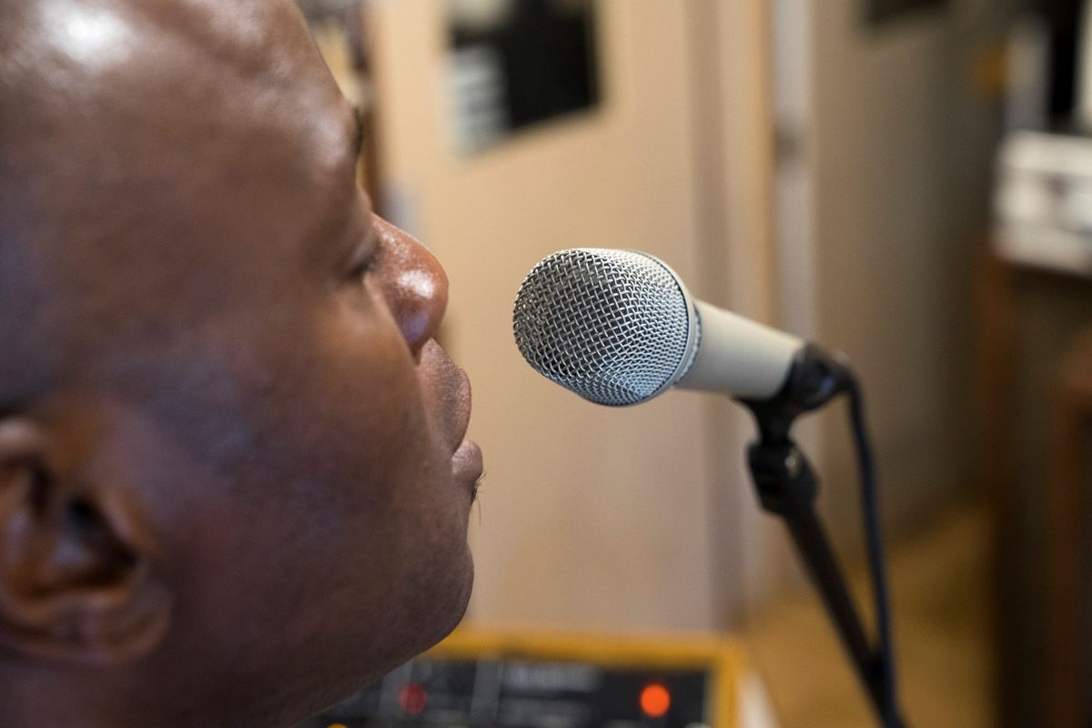 NEUMANN KMS 105 COND. SUPERCARD. 