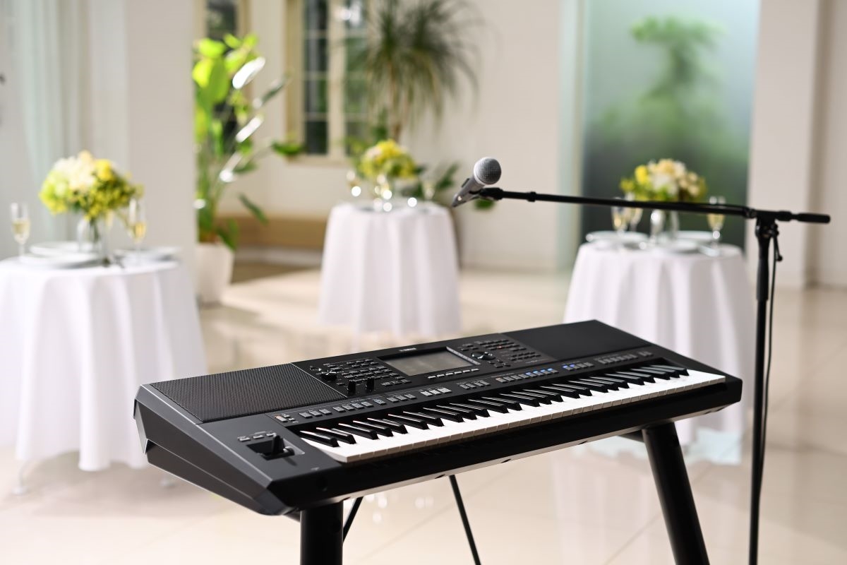 YAMAHA PSR SX 920   Arranger Digit. 61/T